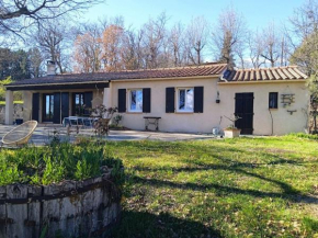 Maison au pays des lavandes et de la vigne